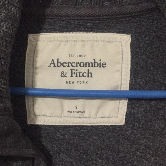 ❌ SOLD ❌ Abercrombie & Fitch Button Sweater Sz S - Picture 5 of 8